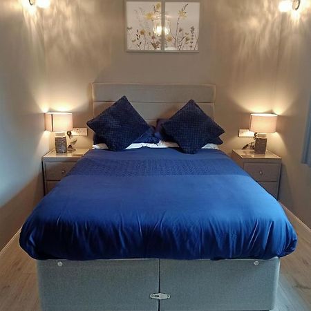 The Milton Accommodation Elgin Extérieur photo