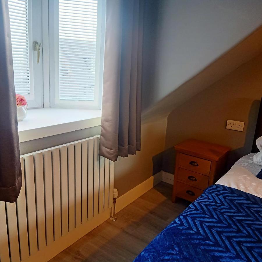 The Milton Accommodation Elgin Extérieur photo