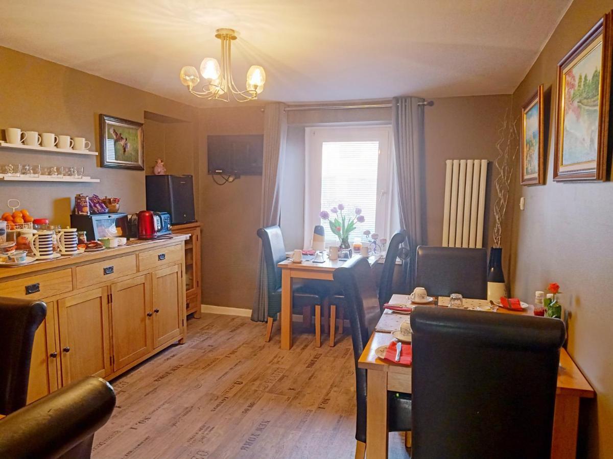 The Milton Accommodation Elgin Extérieur photo