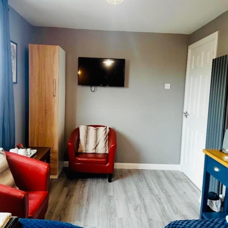 The Milton Accommodation Elgin Extérieur photo
